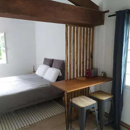 Les Des Beaux Chenes * Mortagne-sur-Sevre