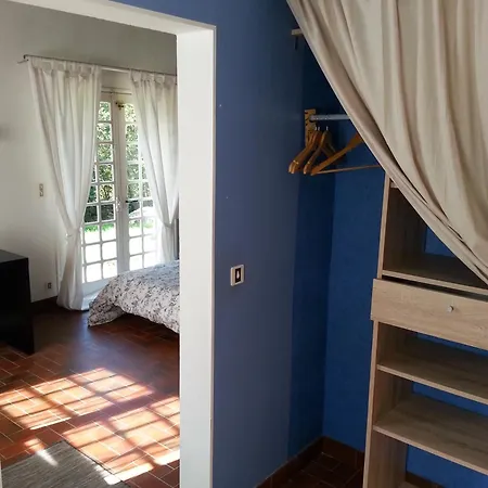 Les Des Beaux Chenes Apartamento Mortagne-sur-Sevre