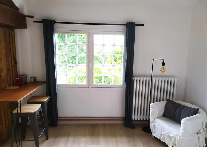 Les Des Beaux Chênes * Mortagne-sur-Sevre